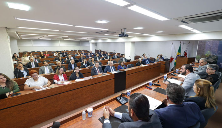 OAB Minas realiza I Colégio de Presidentes de Comissões