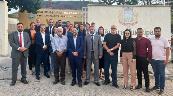 OAB Minas realiza atos de desagravo público em Pedra Azul e Taiobeiras